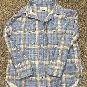 American Eagle Outfitters Blue and Gray Checkered Shirt